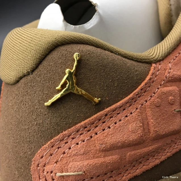 Kick Theory AT3102-200 Low Stone Sepia Jordan Blush Canteen-Terra x 13 CLOT Air 0708